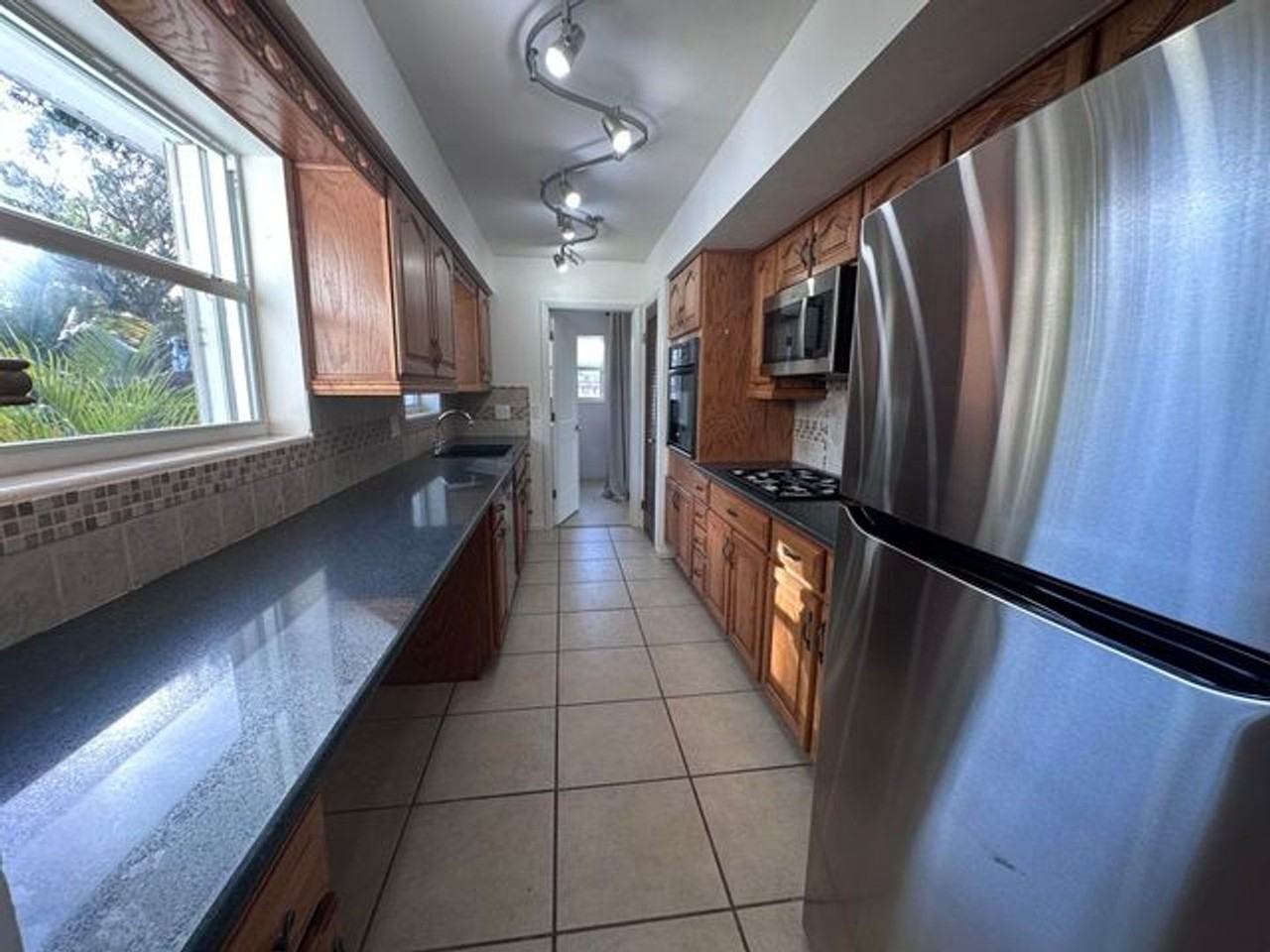 14 Ridgewood Cir - Photo 2 of 25