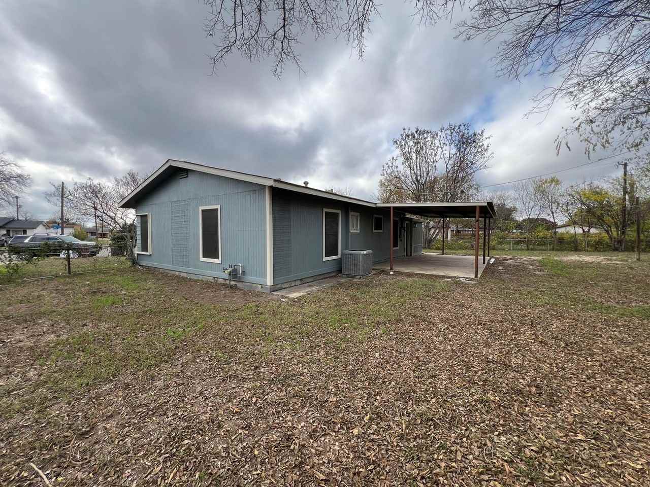 4223 Seabrook Dr - Photo 7 of 11