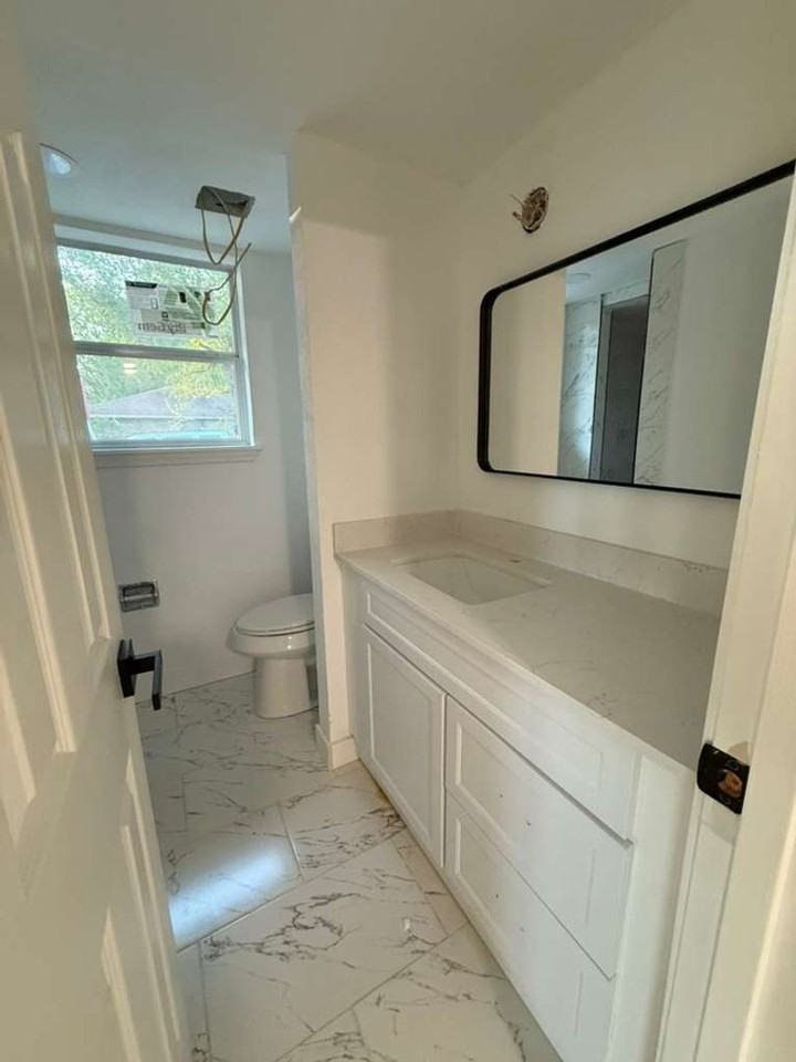 7721 Navasota St - Photo 7 of 21