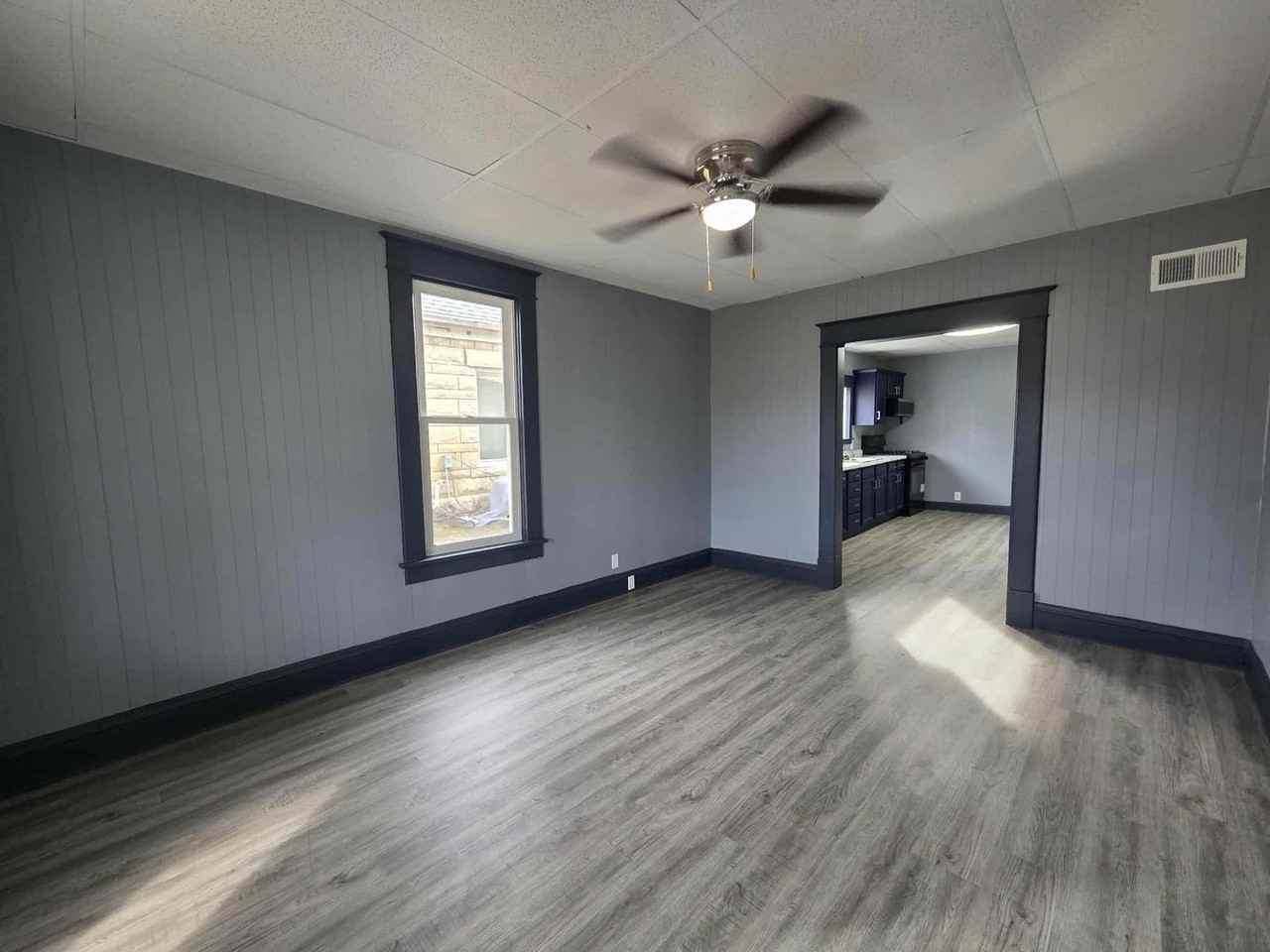 123 W 13th St - Photo 2 of 24