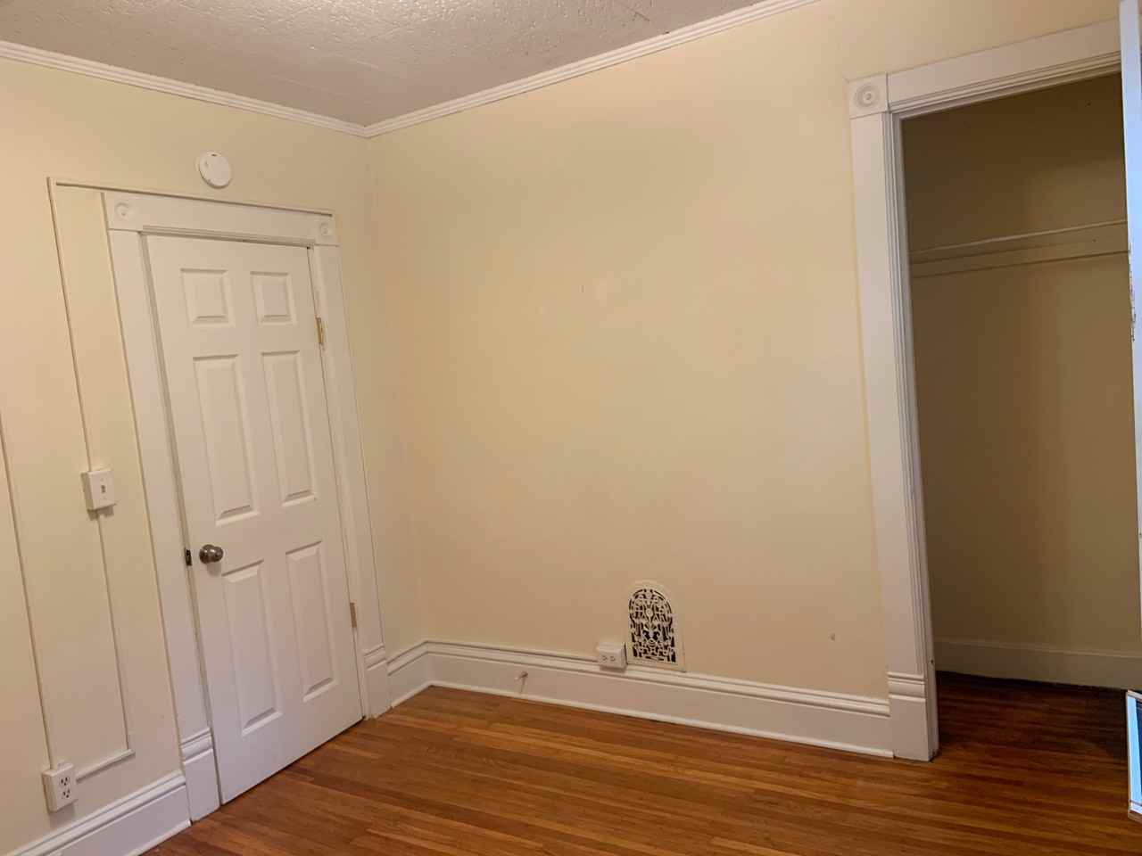 113 Jenkins St - Photo 7 of 13