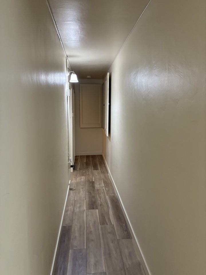 Warren/Main Street 992 - Photo 4 of 7