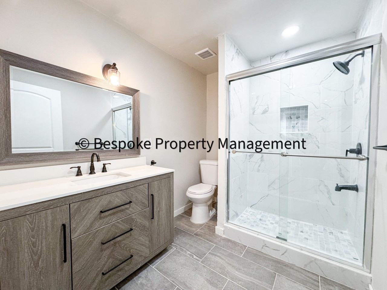 211 Gordon St - Photo 7 of 10