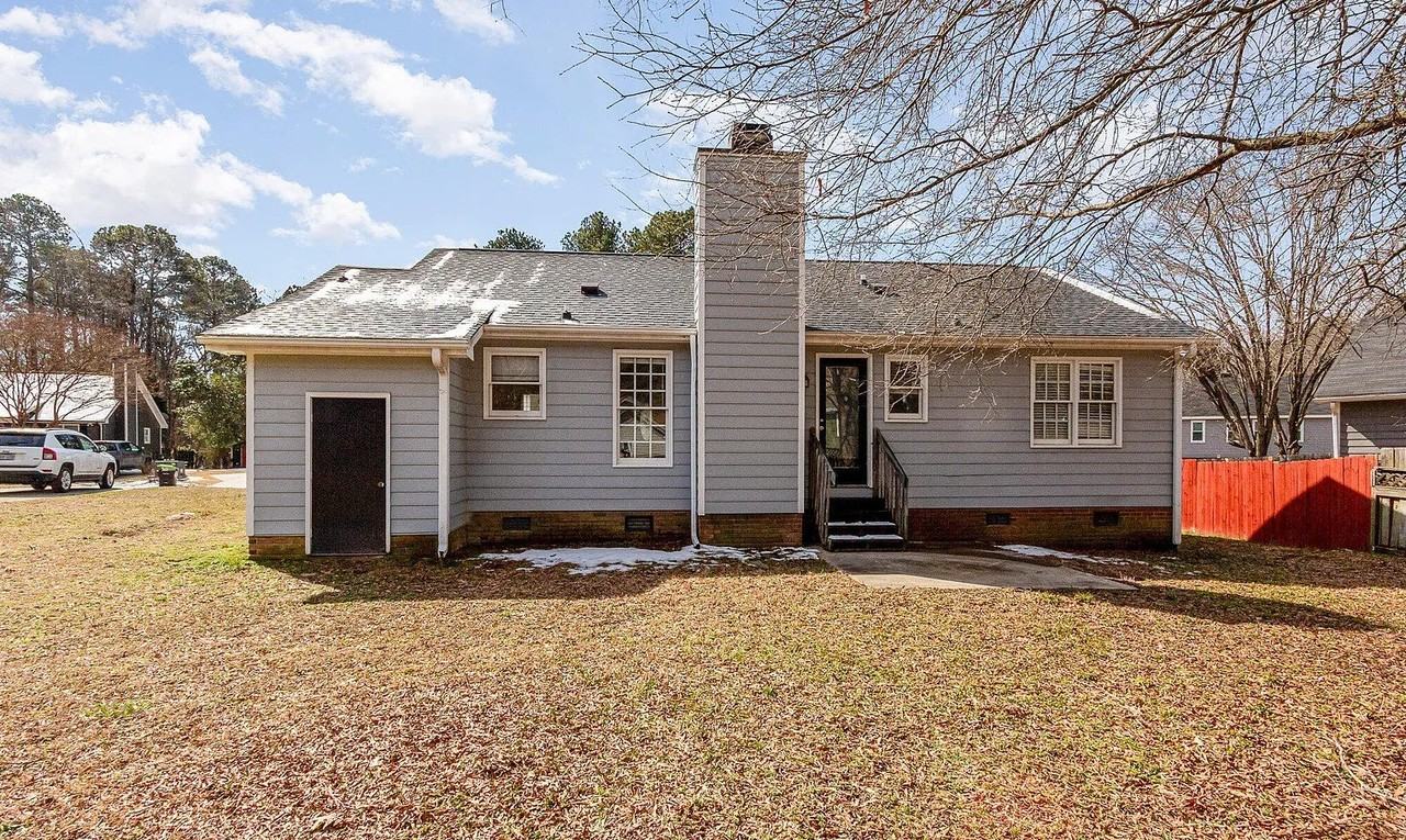 3332 Castlegate Drive - Photo 3 of 13