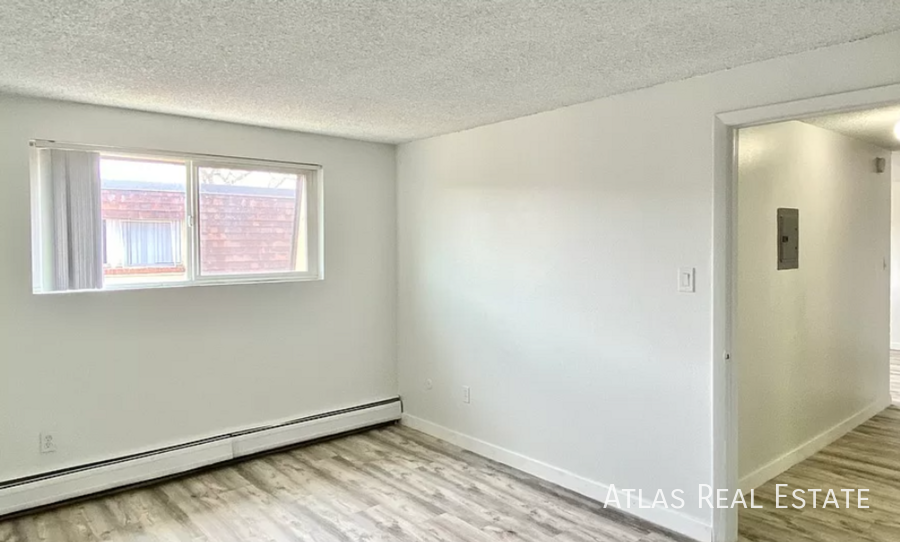 15571-15573 E 13th Avenue - Photo 7 of 11