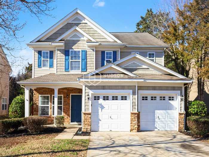 13527 Pontchatrain Ave