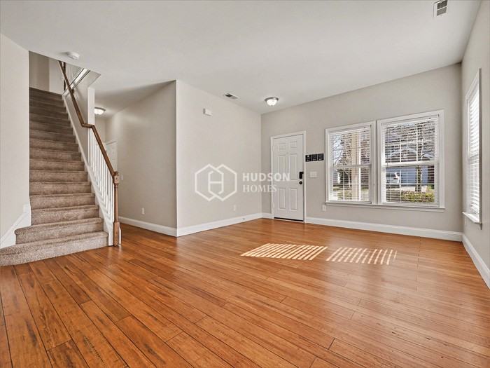 13527 Pontchatrain Ave - Photo 6 of 32