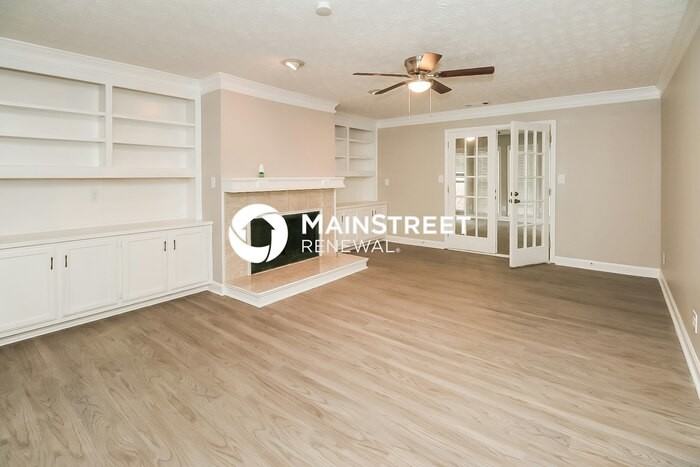 1393 Crooked Tree Cir - Photo 4 of 16