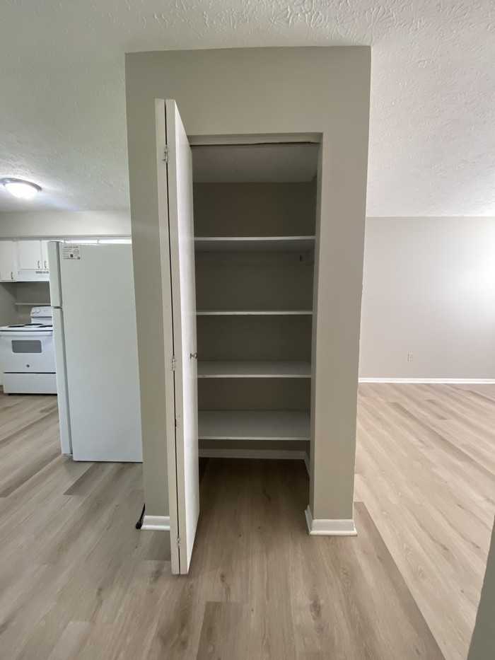 2634 Sandbury Blvd - Photo 7 of 45