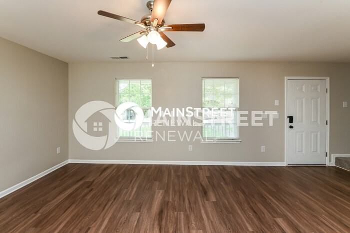 395 Amhurst St Sw - Photo 4 of 17