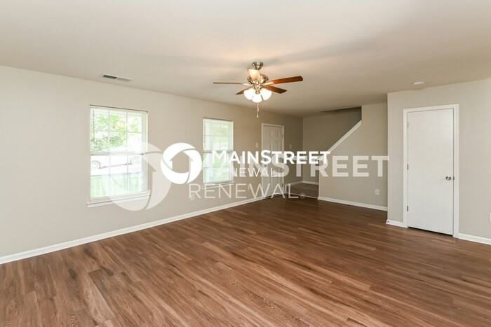 395 Amhurst St Sw - Photo 6 of 17