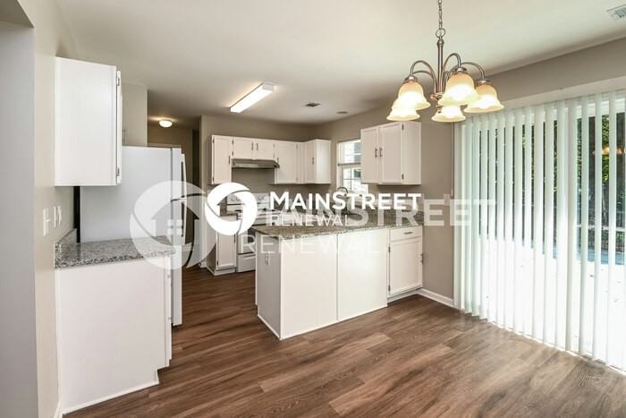 395 Amhurst St Sw - Photo 7 of 17