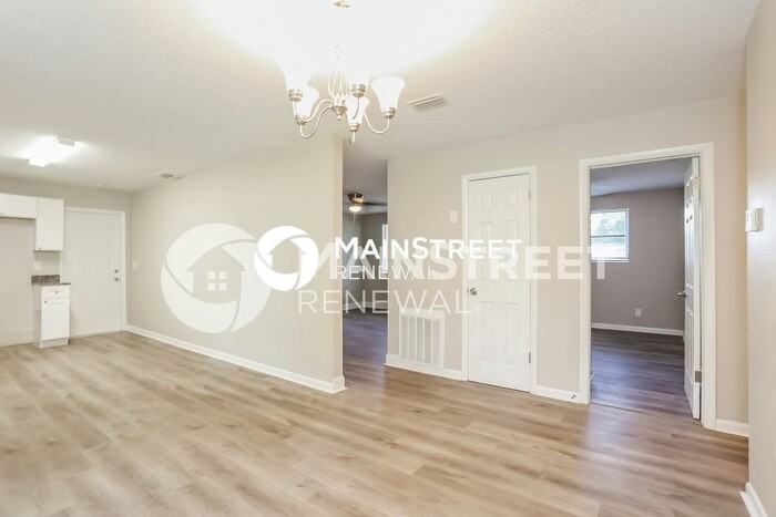 5203 Chivalry Dr #07 - Photo 6 of 16