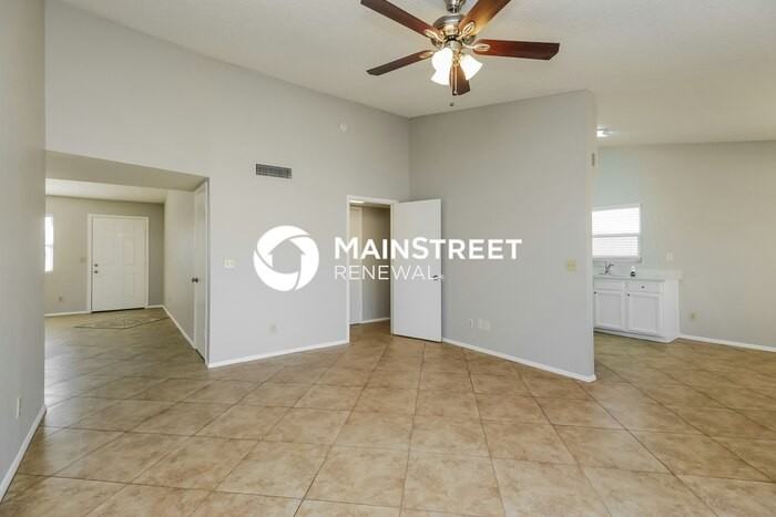 18419 N 55th Ln - Photo 6 of 16