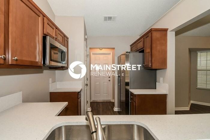 11516 Birch Forest Cir E - Photo 7 of 16