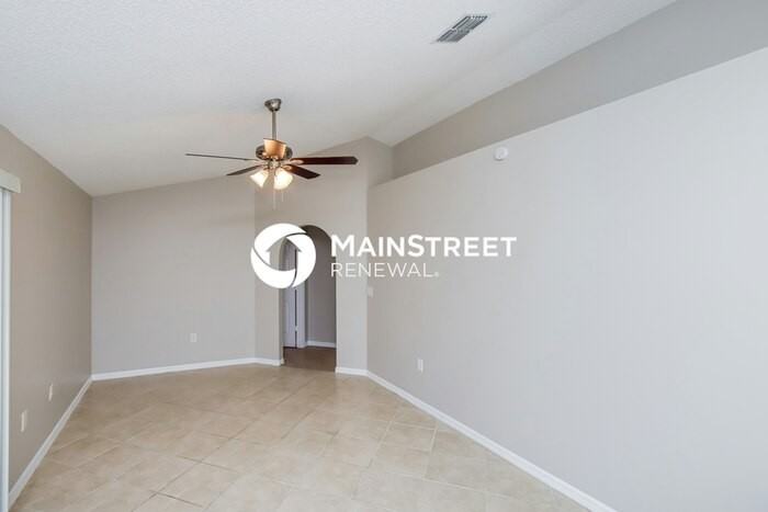 1792 Parrsboro St Nw - Photo 4 of 16