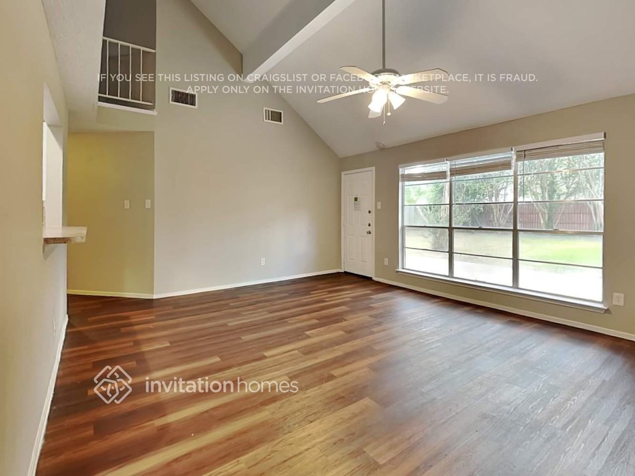 19803 Edensborough Dr - Photo 4 of 21