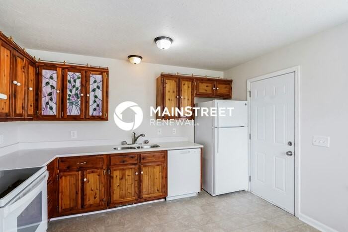 1028 William Glen Rd - Photo 7 of 16