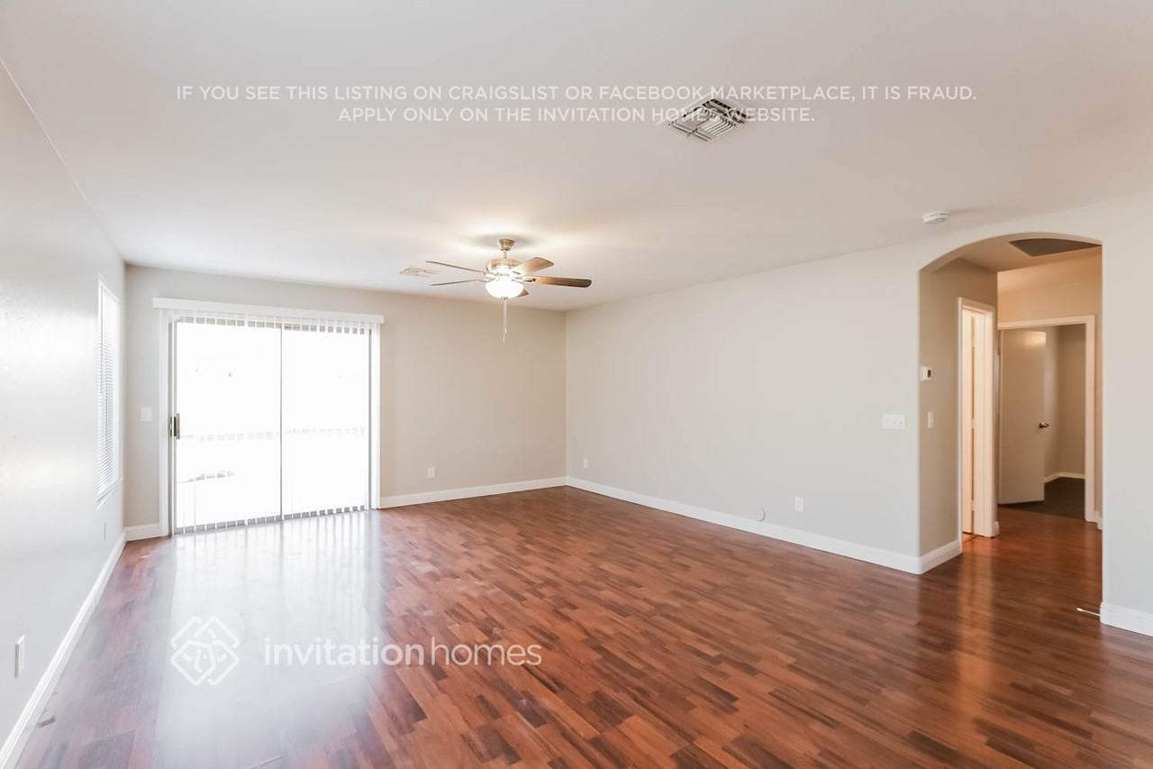 2332 W Darrel Rd - Photo 2 of 14