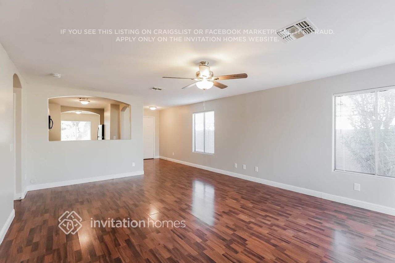 2332 W Darrel Rd - Photo 3 of 14