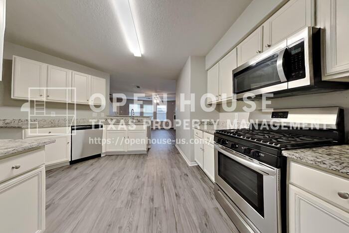 20822 Fox Trot Ct - Photo 7 of 26