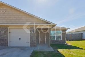 featured image of 3902 E Thomas St #B