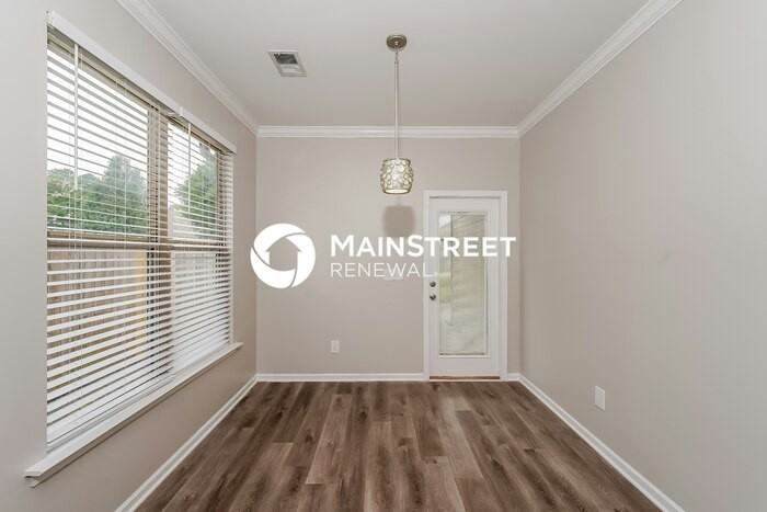 1131 Avalon Dr - Photo 5 of 16