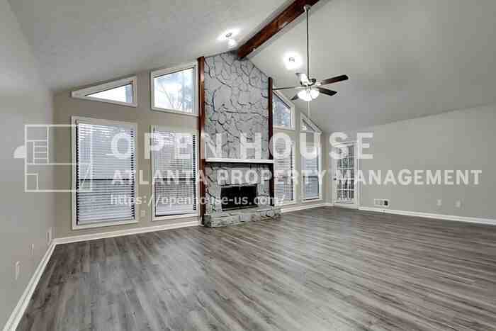 2861 Hadrian Dr - Photo 4 of 31