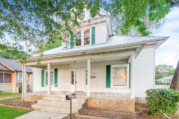 8303 Division Ave - Photo 3 of 14