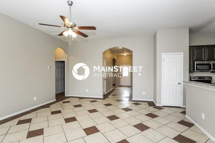 9336 Cynthia Ct - Photo 5 of 16