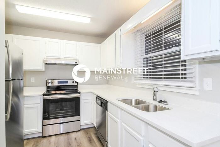 6100 Radds St - Photo 5 of 17