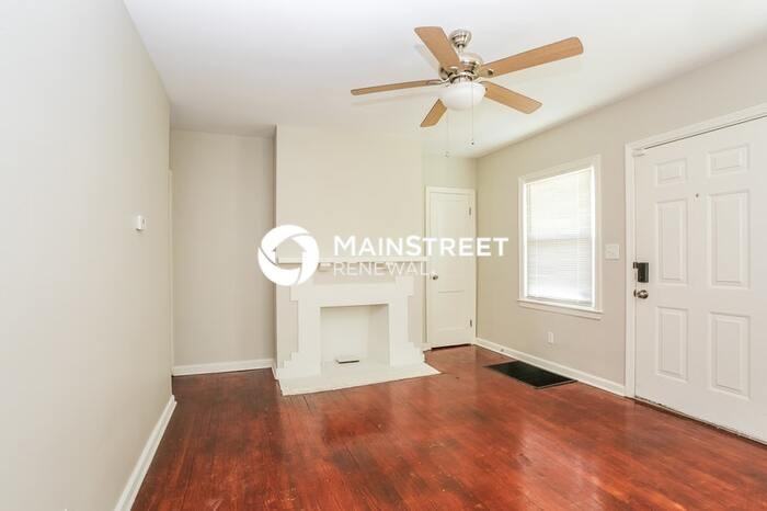 731 S Highland Ave - Photo 4 of 18