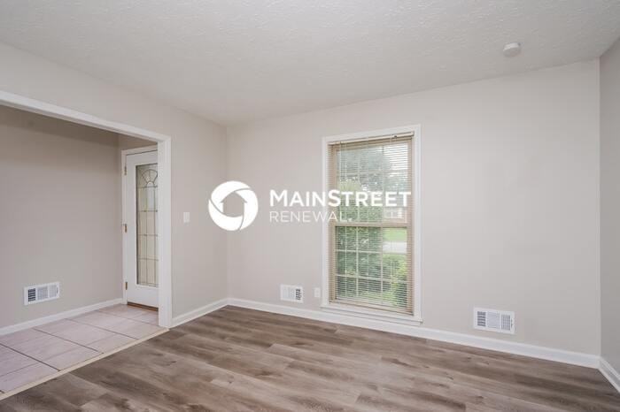 10509 Moonlight Way - Photo 7 of 16