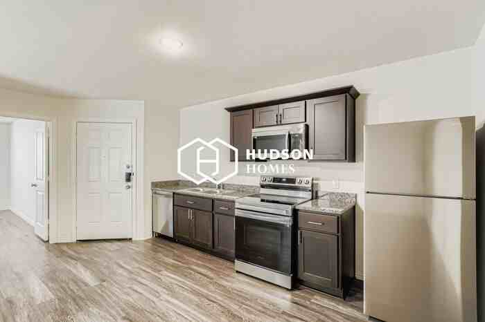 9834 Lanewell St #B - Photo 4 of 13