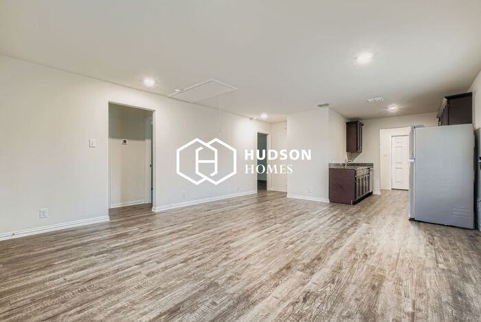 950 F St - Photo 6 of 16