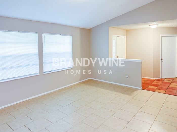 6730 Merlin Ct - Photo 4 of 24