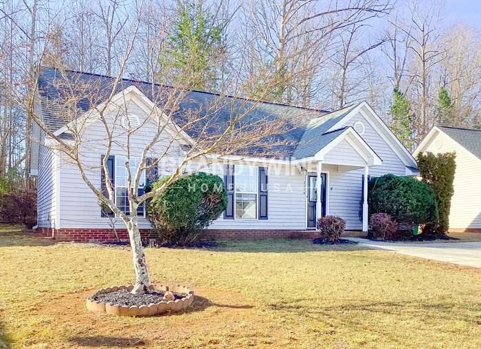 2218 Pleasant Dale Dr - Photo 2 of 36