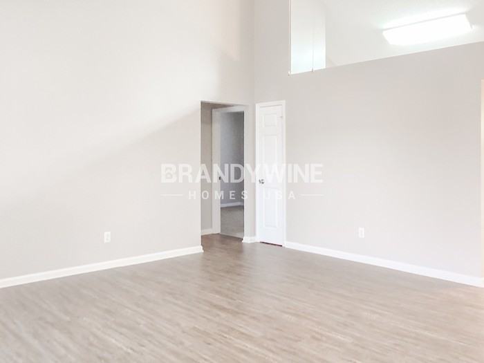 2218 Pleasant Dale Dr - Photo 6 of 36