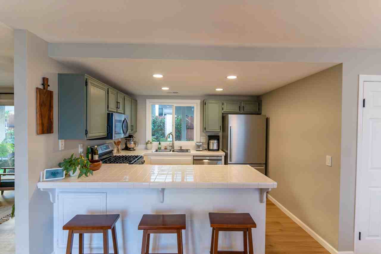 1304 Palomar Pl #1 - Photo 3 of 30