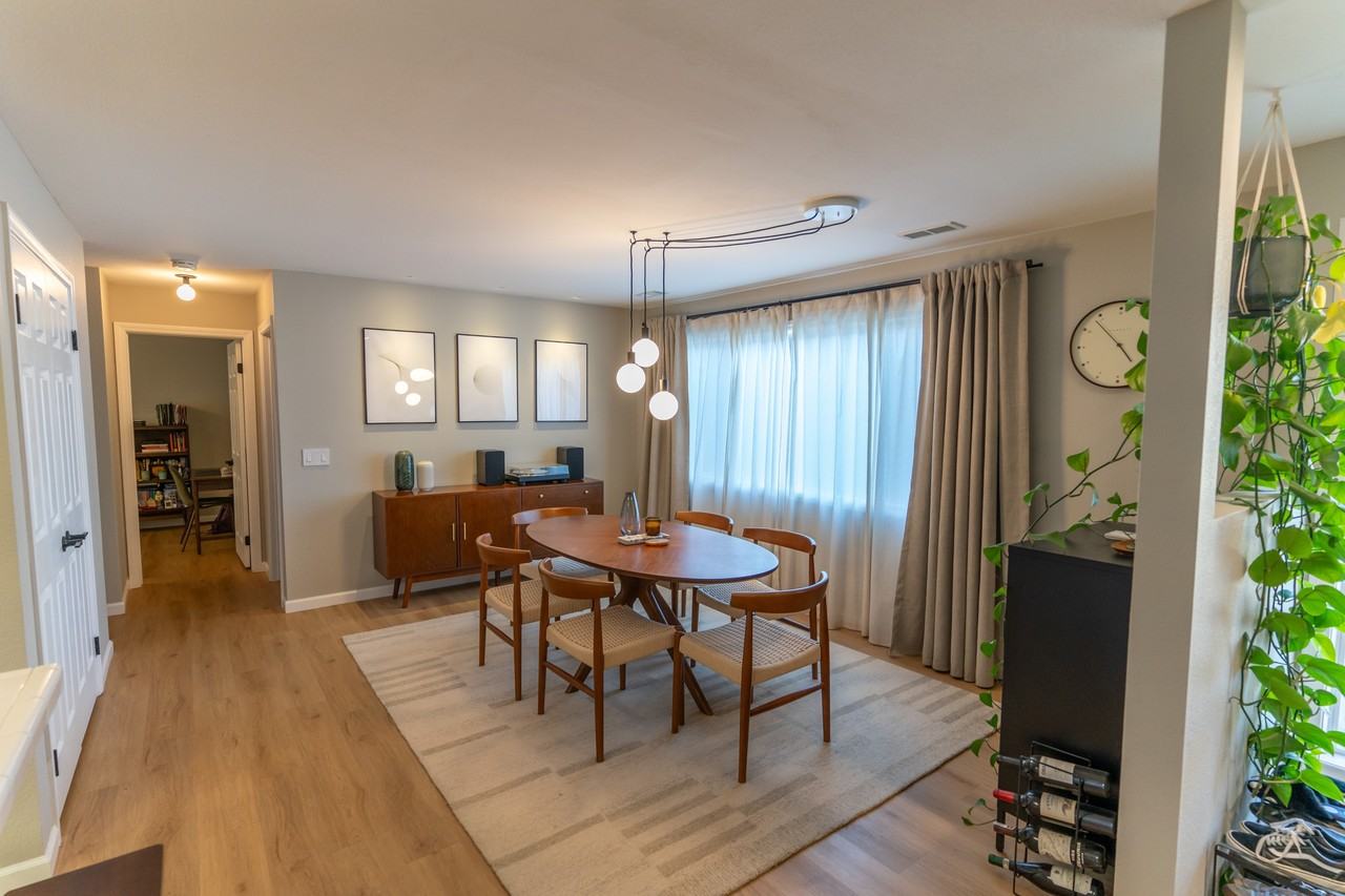 1304 Palomar Pl #1 - Photo 4 of 30