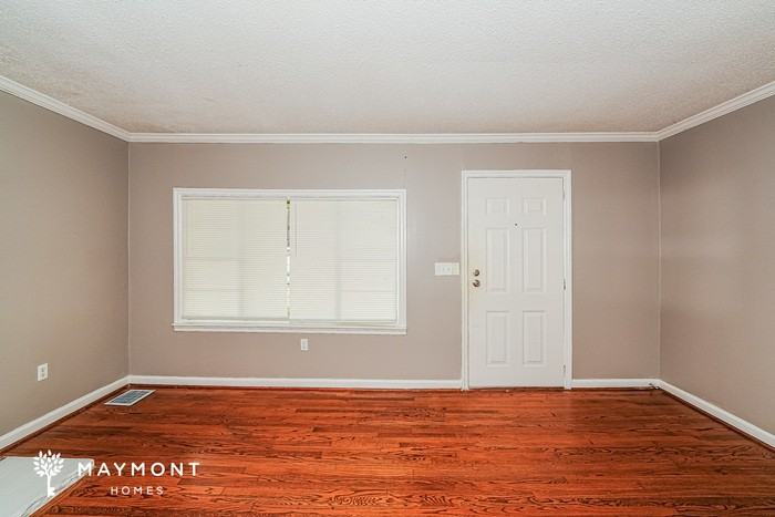 1032 Melody Dr - Photo 5 of 12