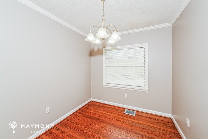 1032 Melody Dr - Photo 7 of 12
