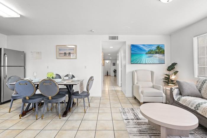 1384 W 37th Pl #1384 - Photo 2 of 50