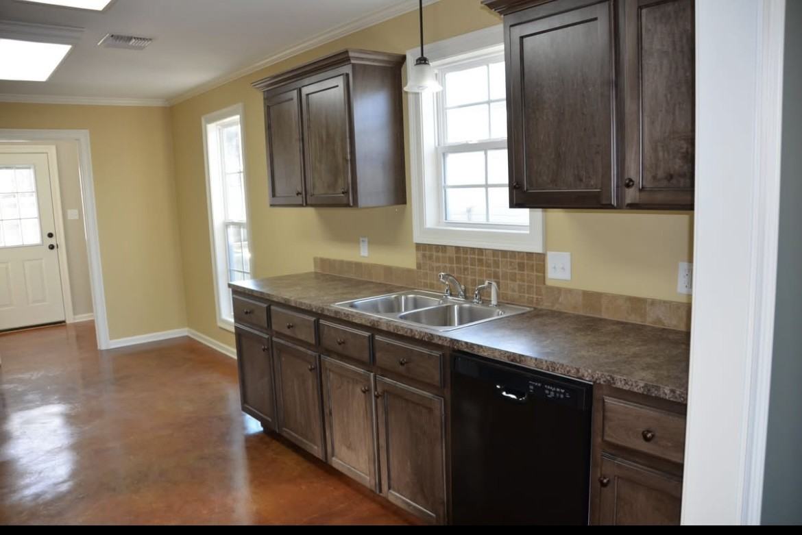 622 E Perrodin St #NA - Photo 6 of 7