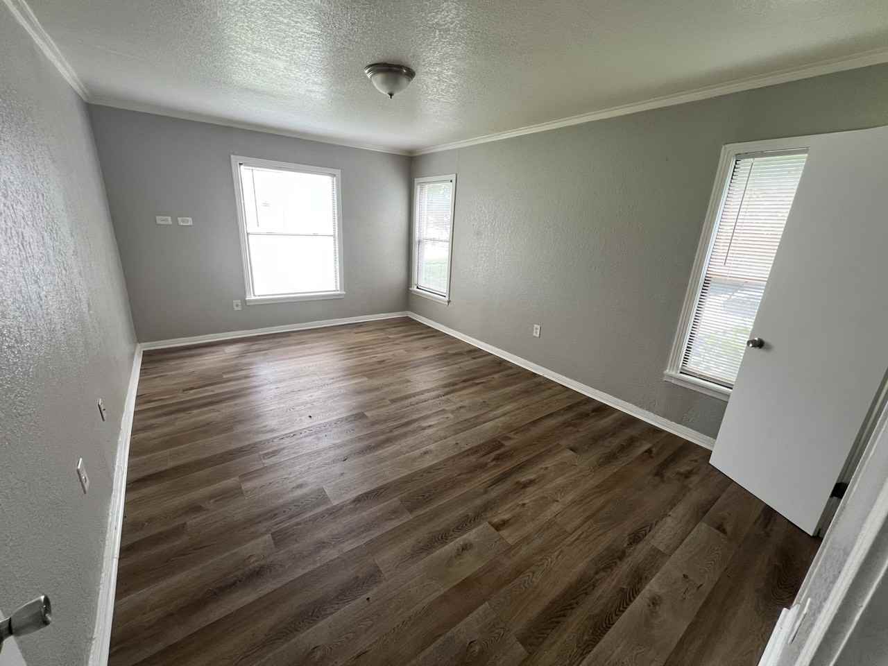 3416 Brook Cir #NA - Photo 3 of 9