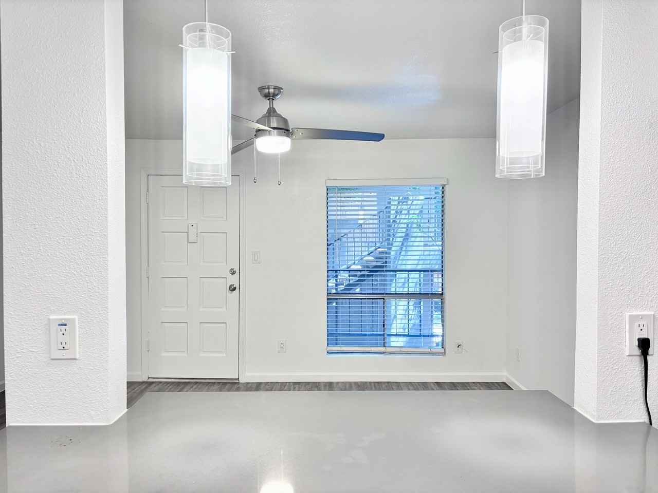 137 E Coronado Rd #20 - Photo 4 of 21