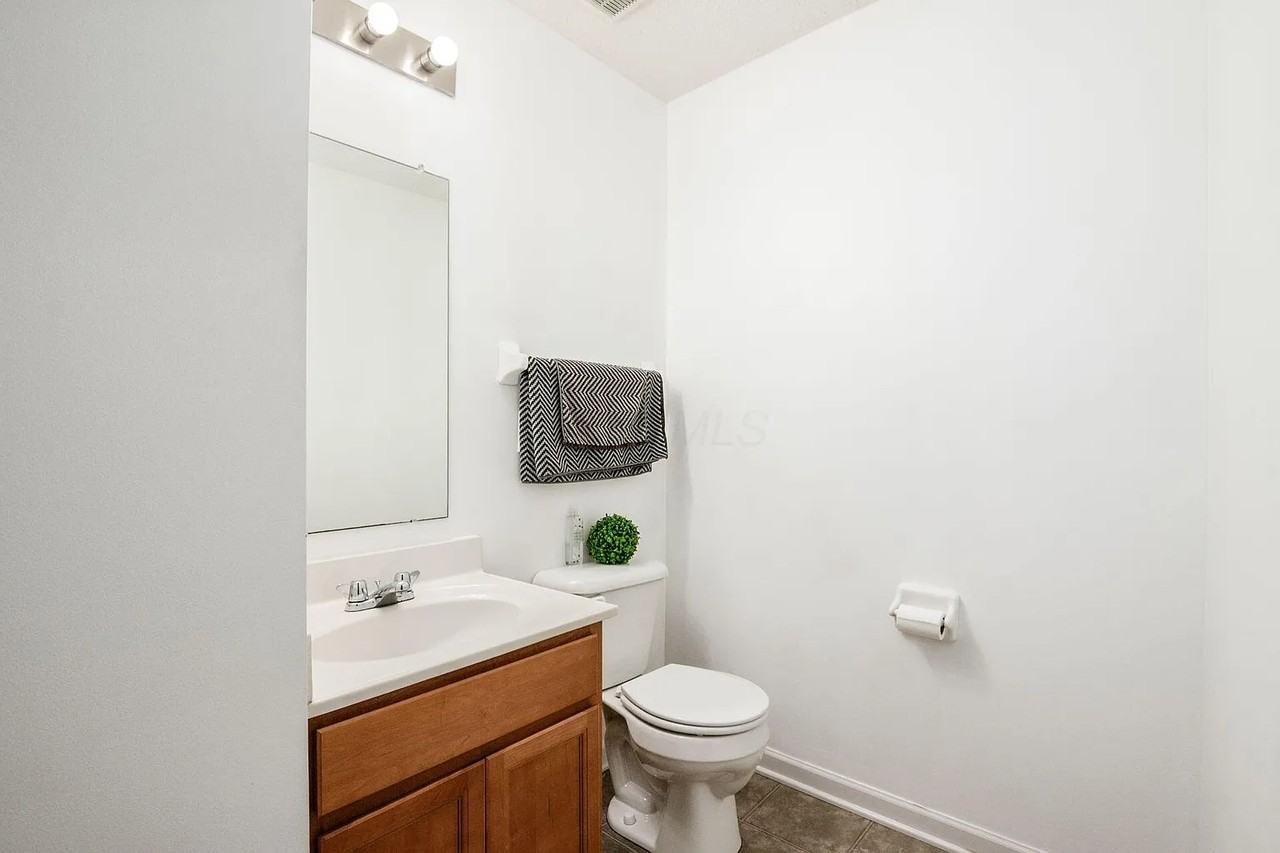 1420 Bellow Falls Pl #NA - Photo 5 of 24