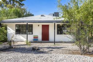 featured image of 1324 E Hall St #NA