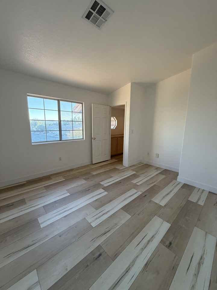 9334 Peace Pipe Ct #NA - Photo 6 of 20