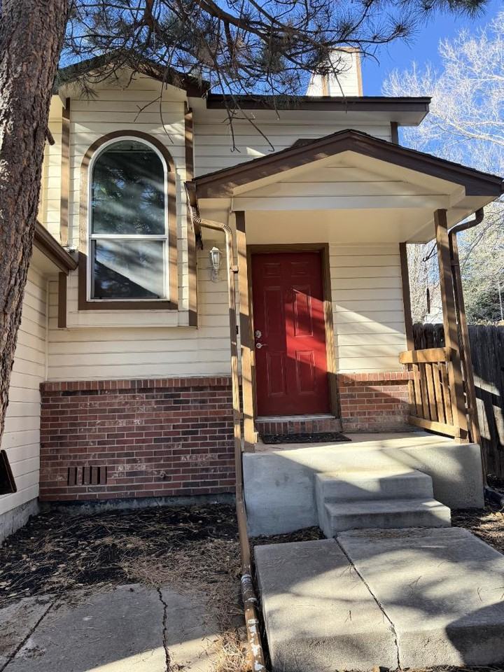 2740 Nightstar Ct - Photo 3 of 11